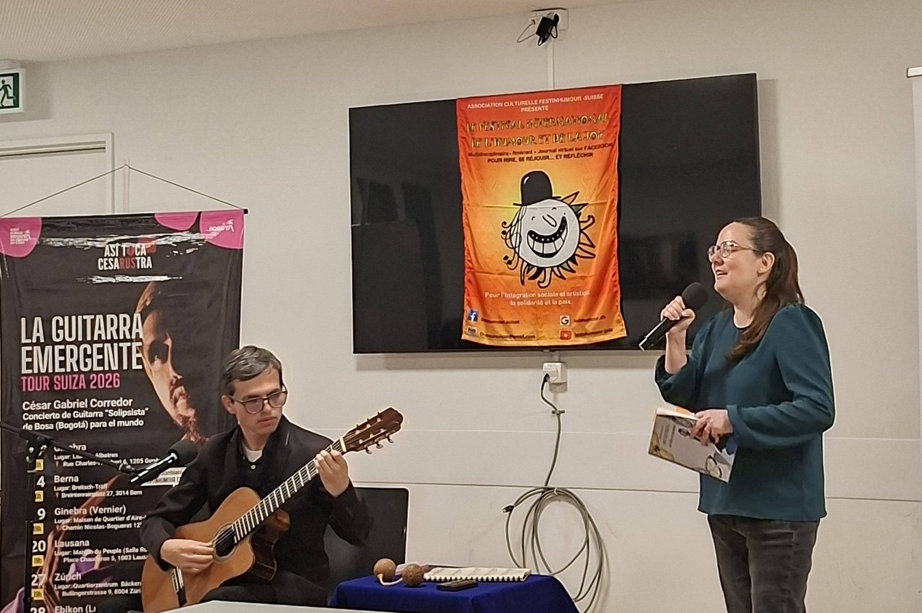 Lecture et prise de parole lors d'une activité culturelle de FestinHumour.